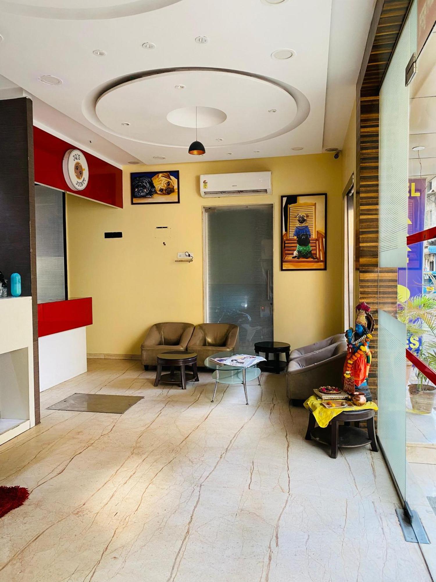 Hotel Arton Regency Near Terminal 2 Airport Bombaim Exterior foto